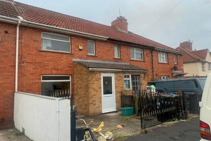 3 Bedroom Property To Rent In Ilminster Avenue, Bristol BS4