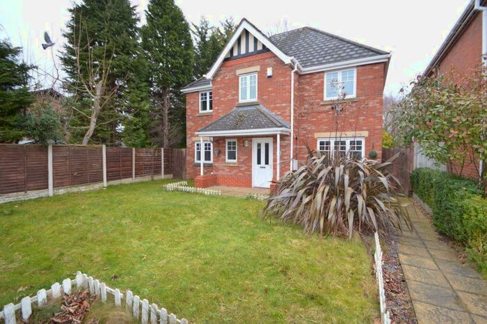 4 Bedroom Property To Rent In Alder Close, Cheadle, Stockport SK8