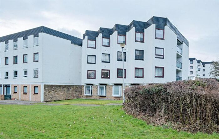 1 Bedroom Flat For Sale In Brandon House, Hamilton, ML3