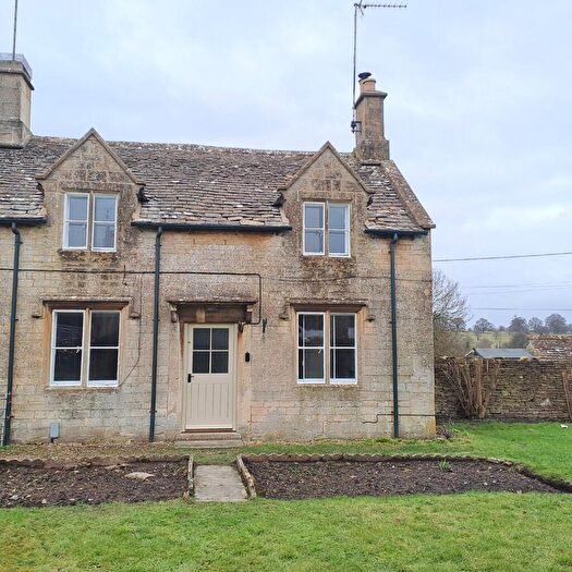 3 Bedroom Semi-Detached House To Rent In , GL54