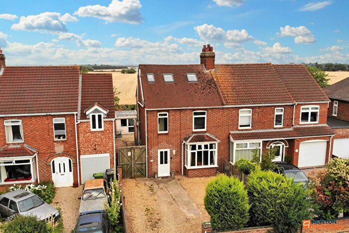 3 Bedroom Semi-Detached House For Sale In Peterborough Road, Farcet, Peterborough, PE7