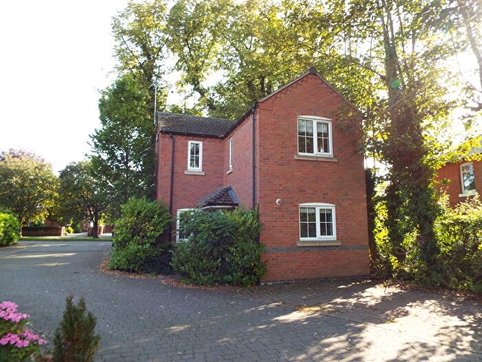 2 Bedroom Property To Rent In Seasons Close, Uttoxeter, ST14