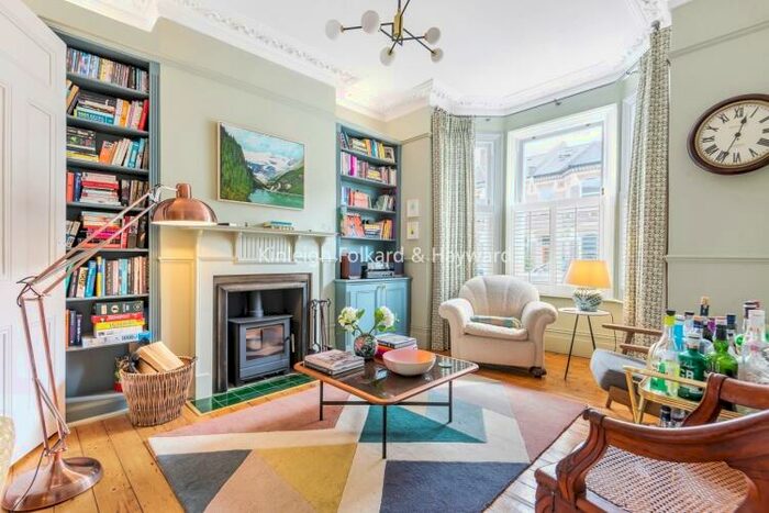5 Bedroom House To Rent In Matham Grove London, SE22