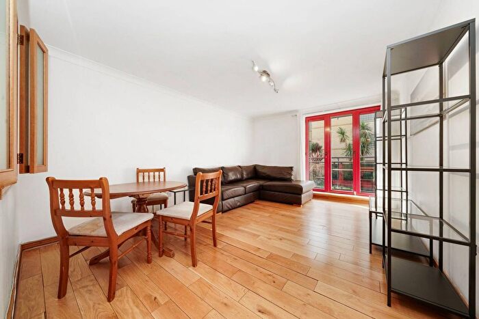 2 Bedroom Flat To Rent In Monck Street, Westminster, London, SW1P