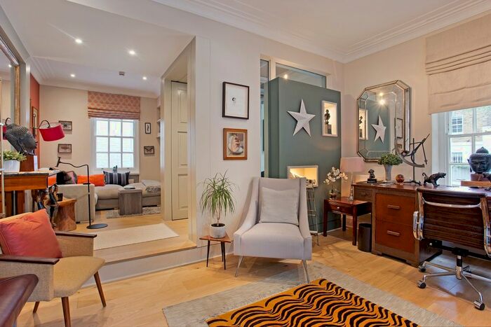 4 Bedroom Flat To Rent In Artesian Road, London, W2
