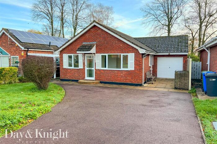 3 Bedroom Detached Bungalow To Rent In Meadow Gardens, Beccles, NR34