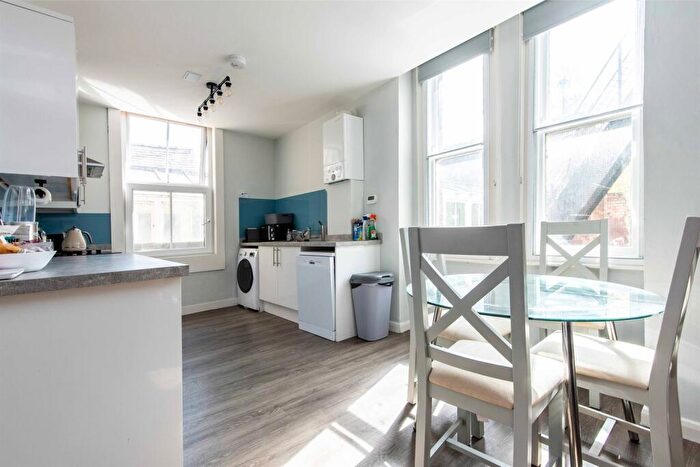 1 Bedroom Apartment To Rent In Flat A Goose Gate, NG1