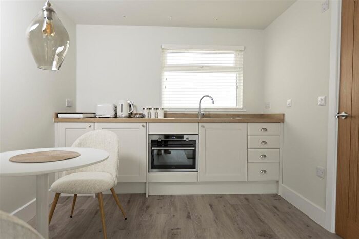 1 Bedroom Flat To Rent In London Road, Headington, OX3