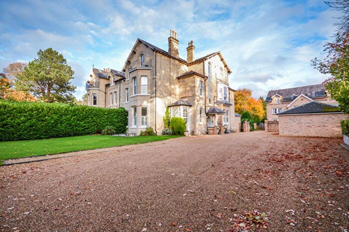 3 Bedroom Flat For Sale In The Firs, Bowdon, Altrincham, WA14