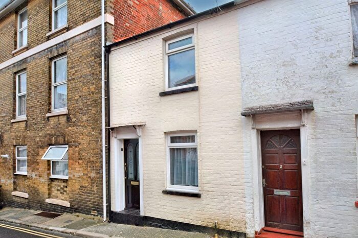 2 Bedroom Terraced House To Rent In Union Road, Ryde, PO33