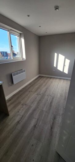 Studio To Rent In Corwell Gardens, Uxbridge, UB8