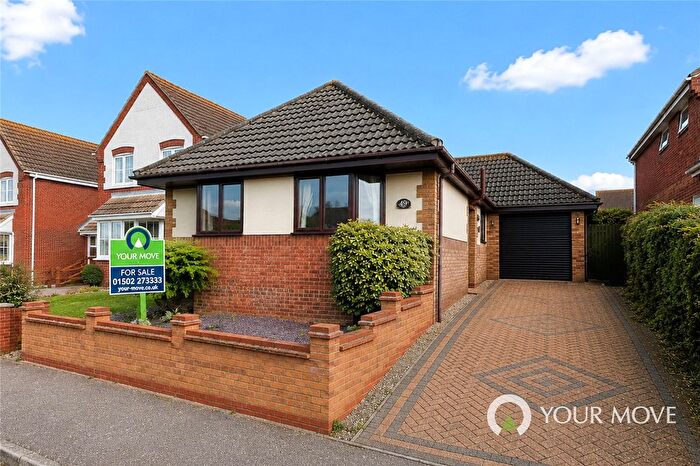 3 Bedroom Bungalow For Sale In Nicholson Drive, Beccles, Suffolk, NR34