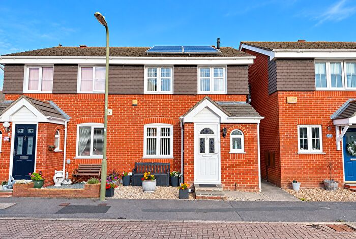3 Bedroom Semi-Detached House For Sale In Sapphire Close, Priddys Hard, Gosport, PO12