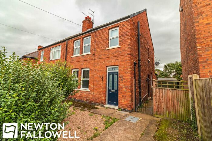 3 Bedroom Semi-Detached House To Rent In Leafield, Retford, DN22