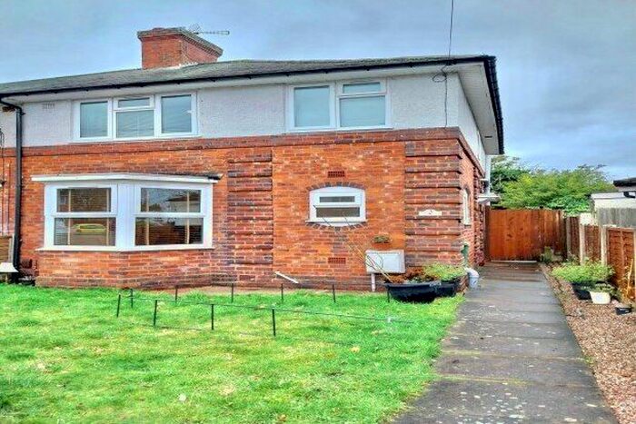 3 Bedroom Semi-Detached House To Rent In Anstey Grove, Birmingham, B27