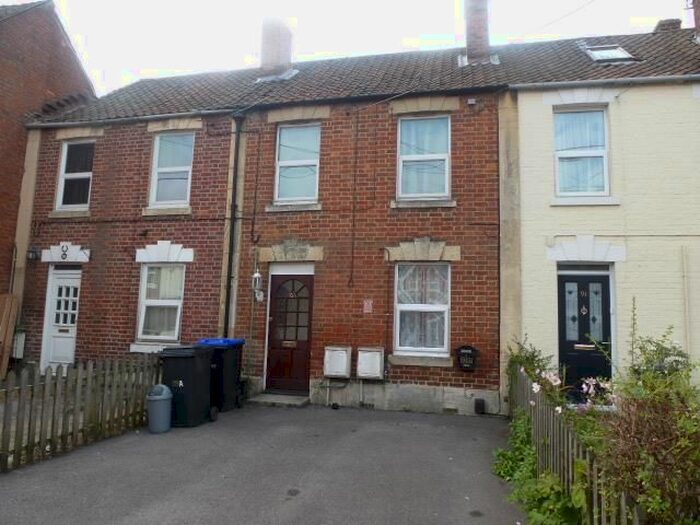 1 Bedroom Maisonette To Rent In Dursley Road, Trowbridge BA14