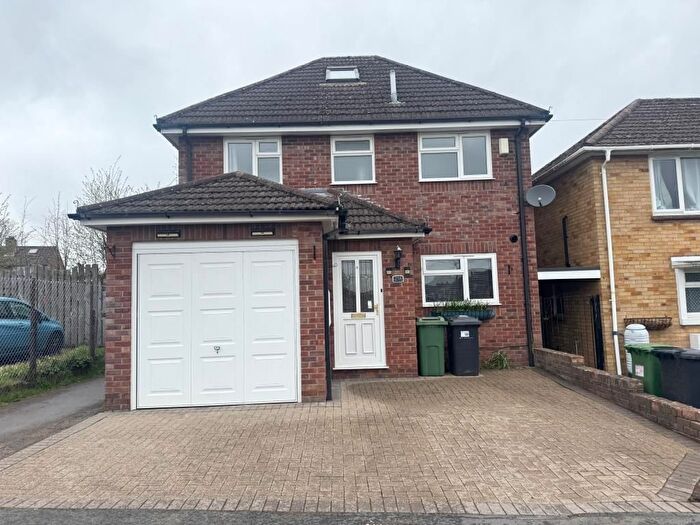 3 Bedroom Detached House For Sale In Newbury, Berkshire, RG14