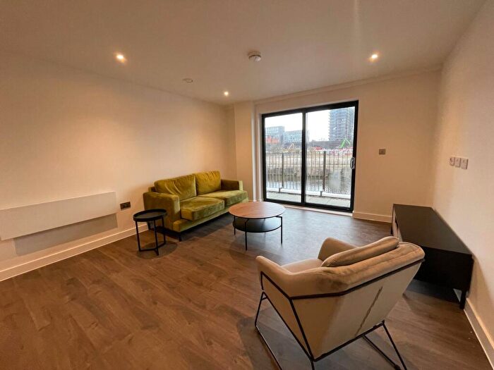 2 Bedroom Apartment To Rent In Waterhouse Apartments, M5