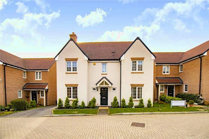 4 Bedroom Detached House To Rent In Collins Drive, Earley, Reading, Berkshire, RG6