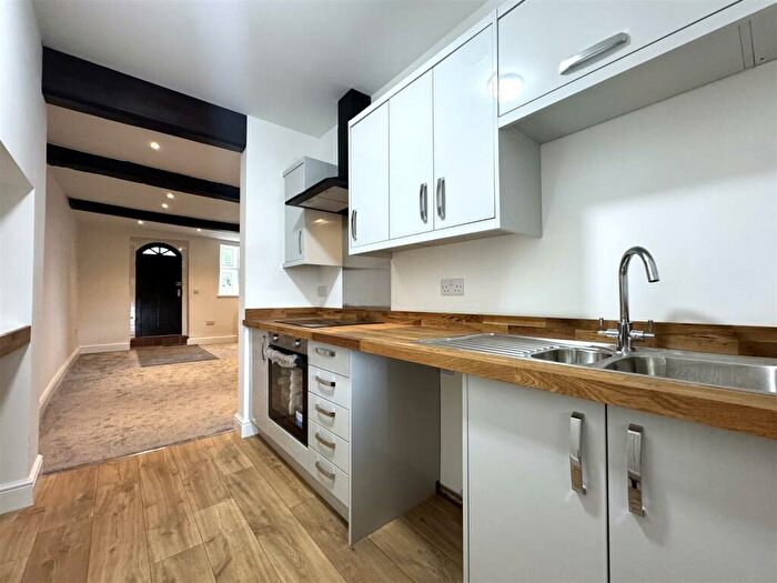 3 Bedroom Cottage To Rent In Woolrow Cottage, Birkhouse Road, Bailiff Bridge, Brighouse, HD6