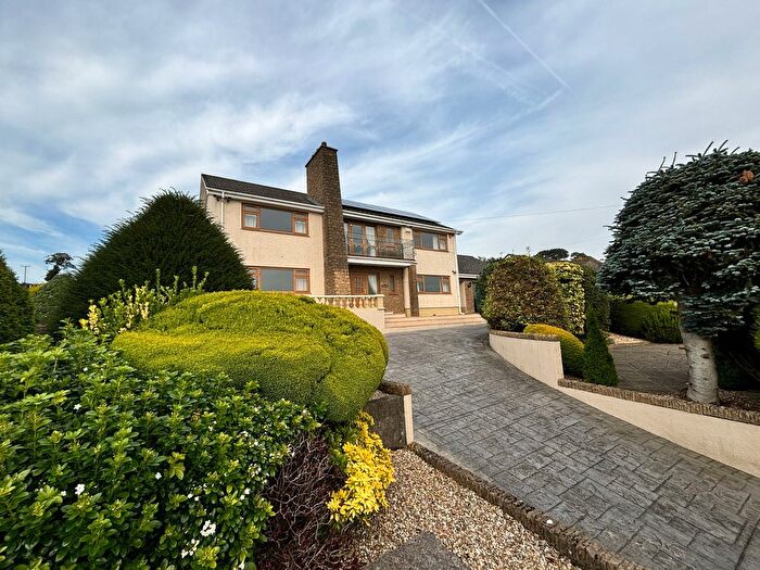 4 Bedroom Detached House For Sale In Wellfield Road, Abergwili, SA31