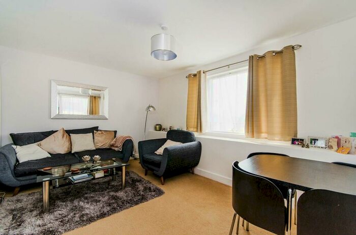 2 Bedroom Flat To Rent In Bannister House, Wealdstone, Harrow, HA3