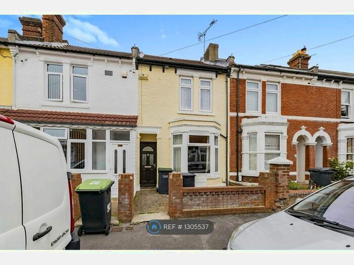 3 Bedroom Terraced House To Rent In Parham Road, Gosport PO12