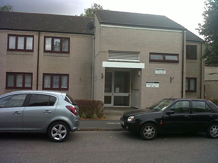 1 Bedroom Flat To Rent In Claremont Road, Laindon, SS15