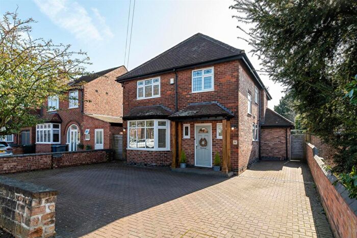 4 Bedroom Detached House For Sale In Davies Road, West Bridgford, NG2