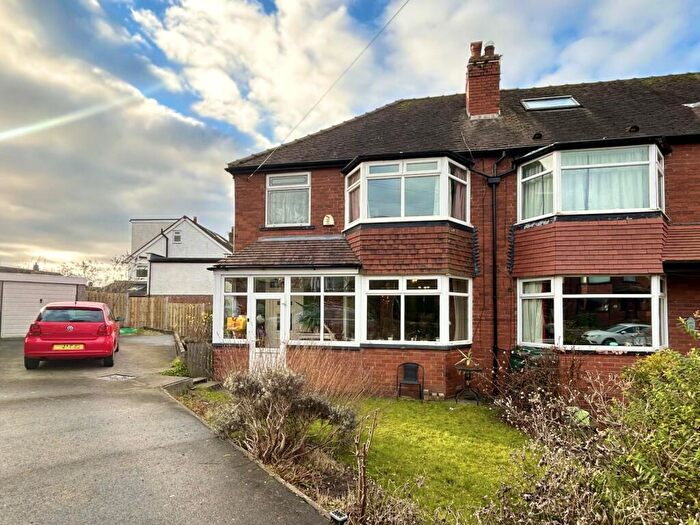3 Bedroom Semi-Detached House To Rent In Parkside Place, Meanwood, Leeds, LS6
