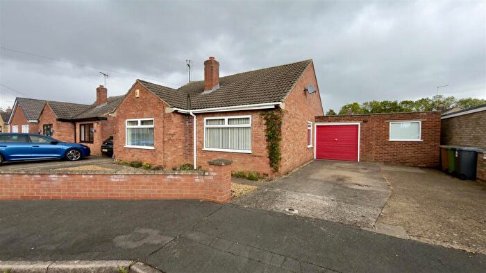 3 Bedroom Detached Bungalow For Sale In Caldecote Close, Stanground, Peterborough, PE2