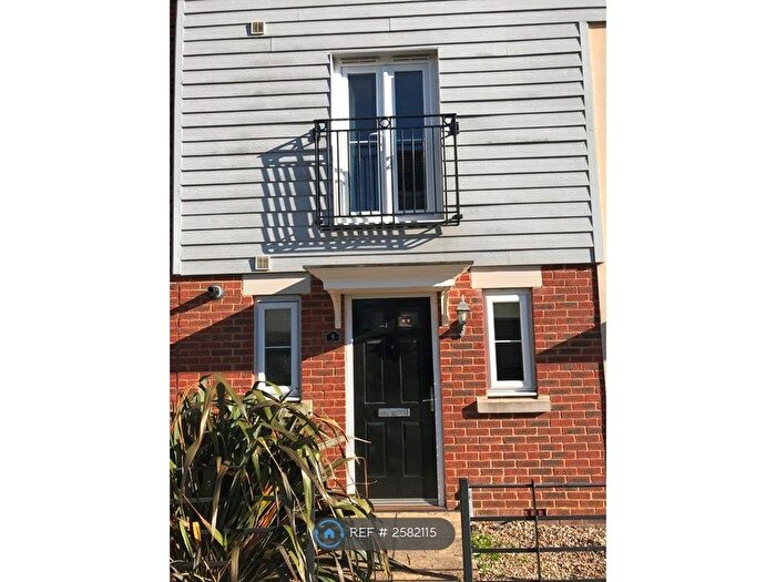 3 Bedroom Terraced House To Rent In Skylark Way, Stowmarket, IP14