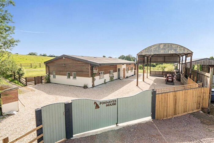 4 Bedroom Detached Bungalow For Sale In Honiton, EX14