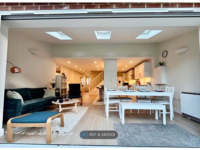 3 Bedroom Semi-Detached House To Rent In Oaksmere, Appleton, Abingdon, OX13