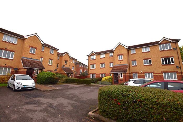 3 Bedroom Apartment For Sale In Juniper Court, Grove Road, Chadwell Heath, Romford, RM6