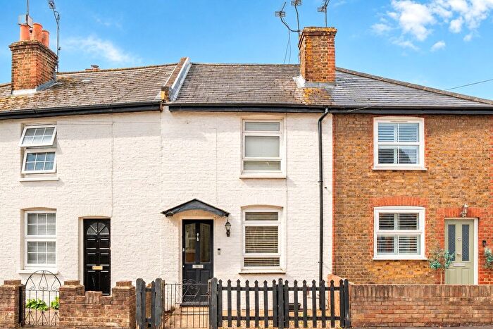 2 Bedroom Terraced House For Sale In Anyards Road, Cobham, Surrey, KT11