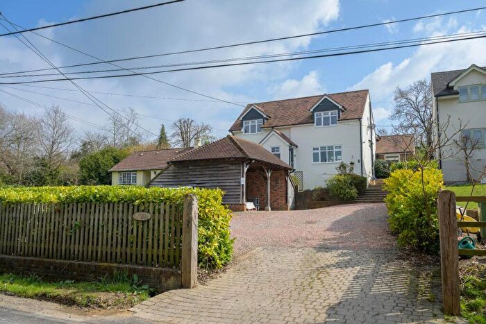 5 Bedroom Detached House For Sale In Outlands Lane, Curdridge, Southampton, SO30