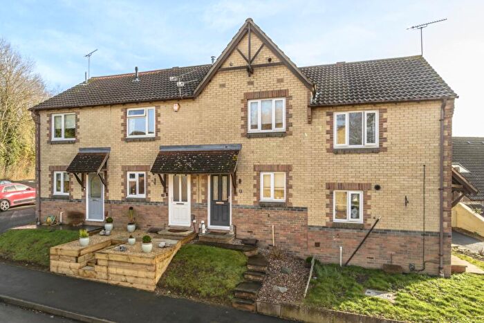 2 Bedroom Terraced House For Sale In Periwinkle Close, Swindon, SN2
