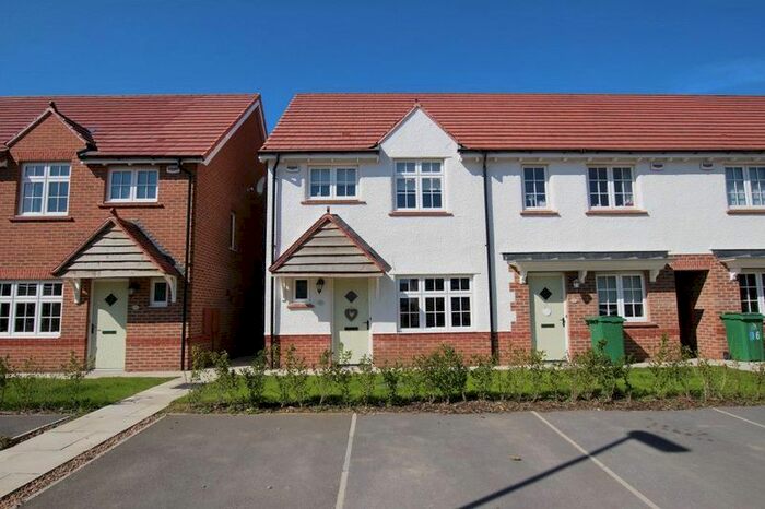 3 Bedroom End Of Terrace House To Rent In Scartho Road, Grimsby, DN33