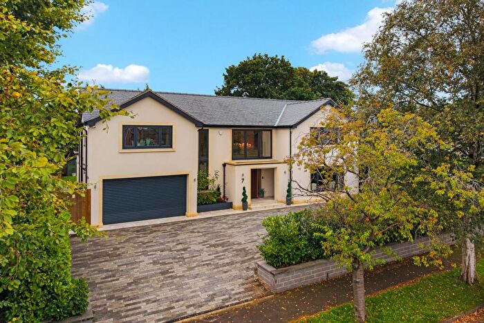 4 Bedroom Detached House For Sale In Sutton Road, Alderley Edge, SK9