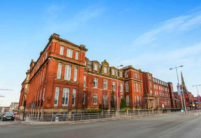 2 Bedroom Flat To Rent In The Royal, Wilton Place, Salford, Manchester, M3
