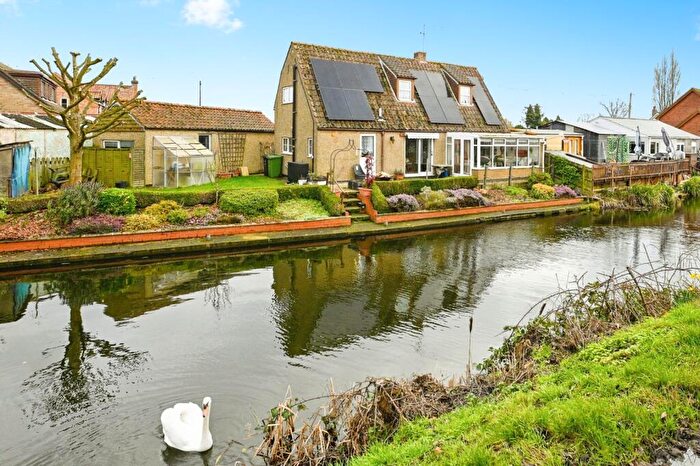 2 Bedroom House For Sale In Workhouse Lane, Upwell, Wisbech, Norfolk, PE14