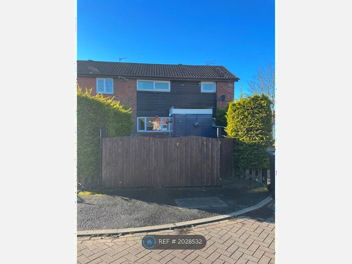 3 Bedroom Semi-Detached House To Rent In Hampstead Court, Winsford, CW7