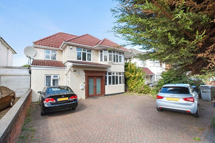 7 Bedroom Detached House For Sale In Sudbury Court Drive, Harrow, HA1