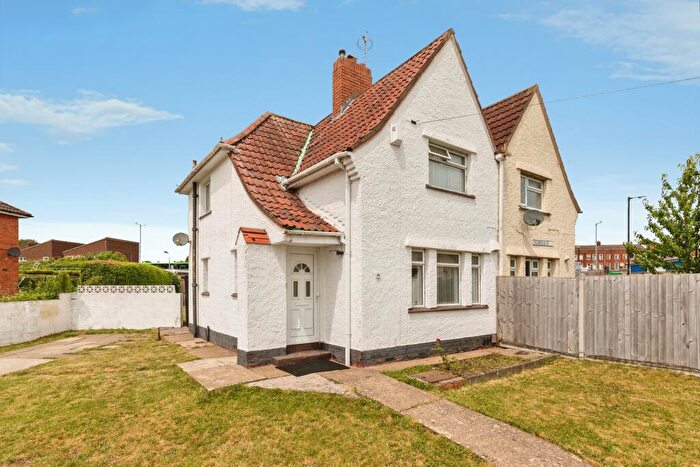 3 Bedroom Semi Detached House For Sale In Ashburton Road, Bristol, BS10