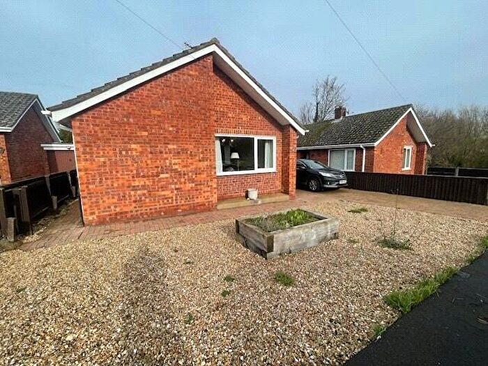 3 Bedroom Bungalow For Sale In Juniper Close, Branston, Lincoln, Lincolnshire, LN4