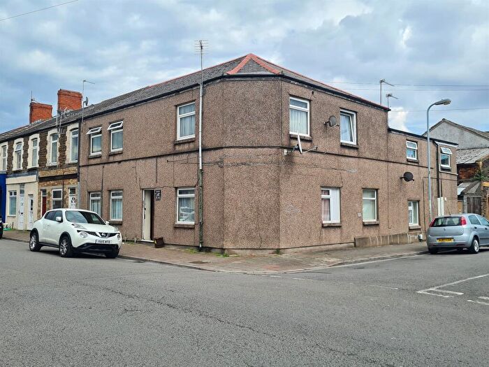 1 Bedroom Apartment For Sale In Carlisle Street, Cardiff, CF24