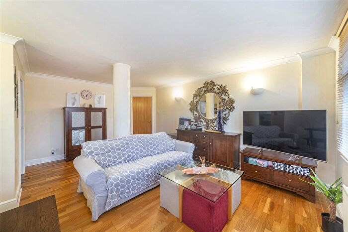 2 Bedroom Flat To Rent In Wheel House, Burrells Wharf Square, E14