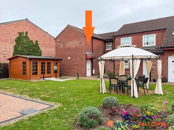 1 Bedroom Flat For Sale In Warwick Road, Balderton, NG24