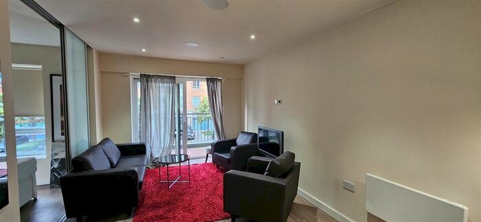 1 Bedroom Flat To Rent In Boulevard Drive, Colindale, NW9